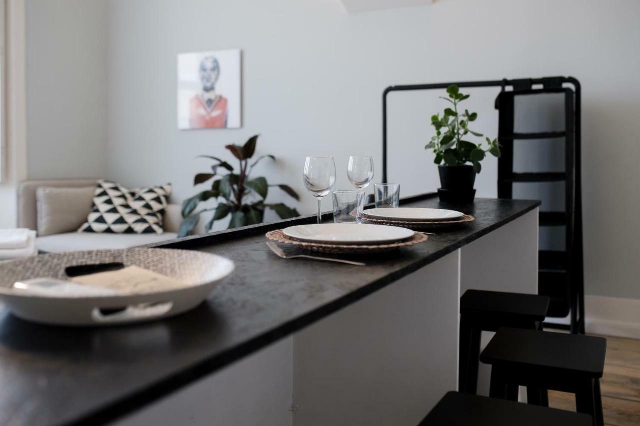 Baixa24 •P2R• Bright Apt In Vibrant Downtown ポルト エクステリア 写真